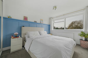 Bedroom- click for photo gallery